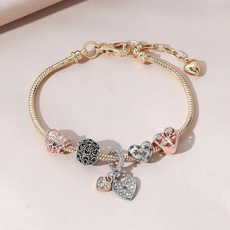 Pulsera Hueca de Árbol de la Suerte con Corazón Salvaje.