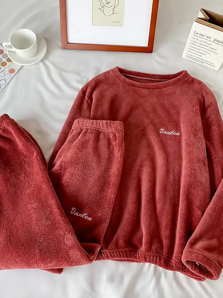 Soft Winter Pajamas Kit